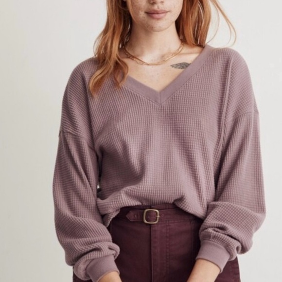 Madewell Sweaters - Madewell Waffle Knit Oversized V-Neck Sweater, Mauve/Fig color, size XS
